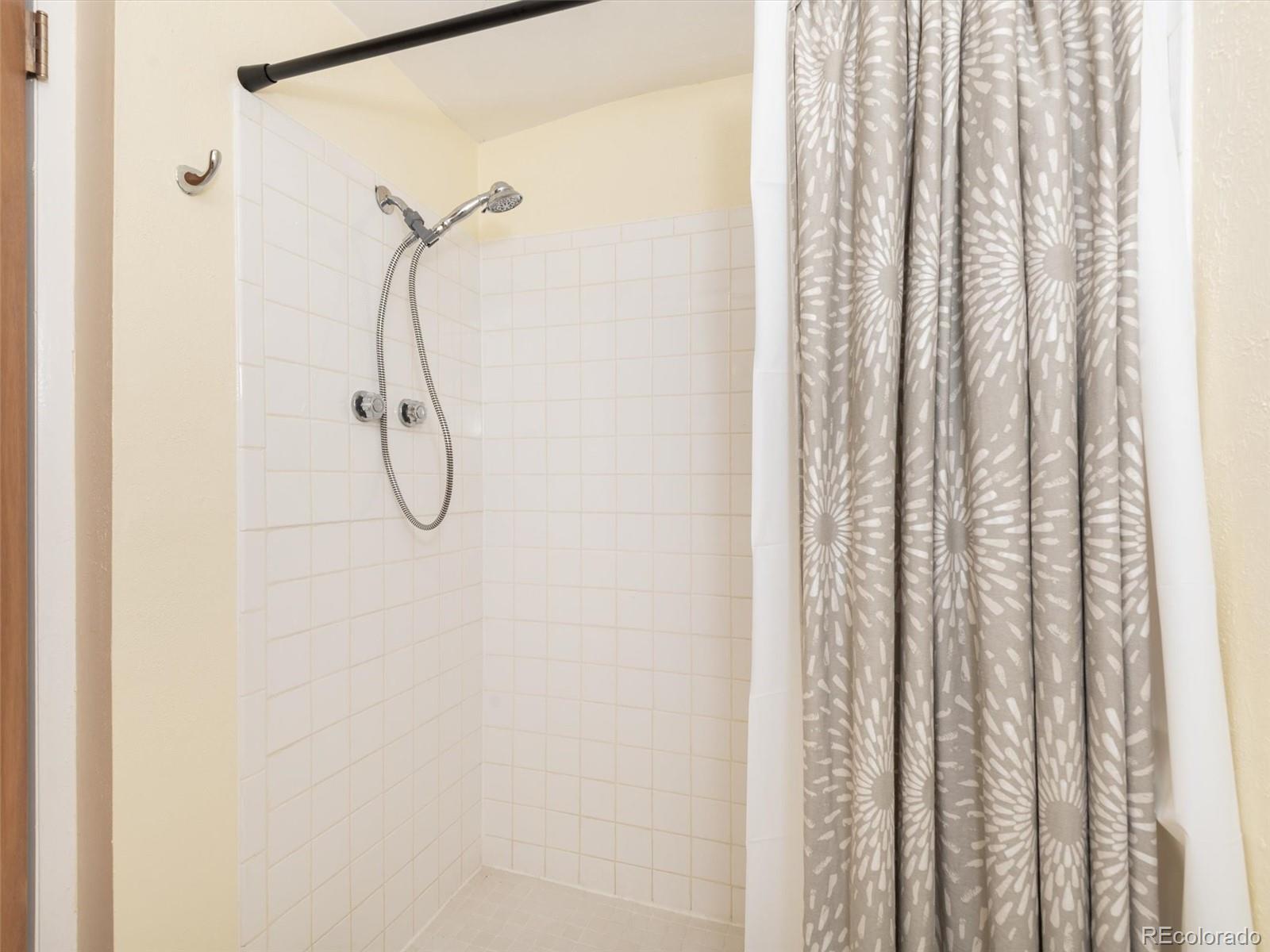 MLS Image #34 for 311 s jasmine street,denver, Colorado