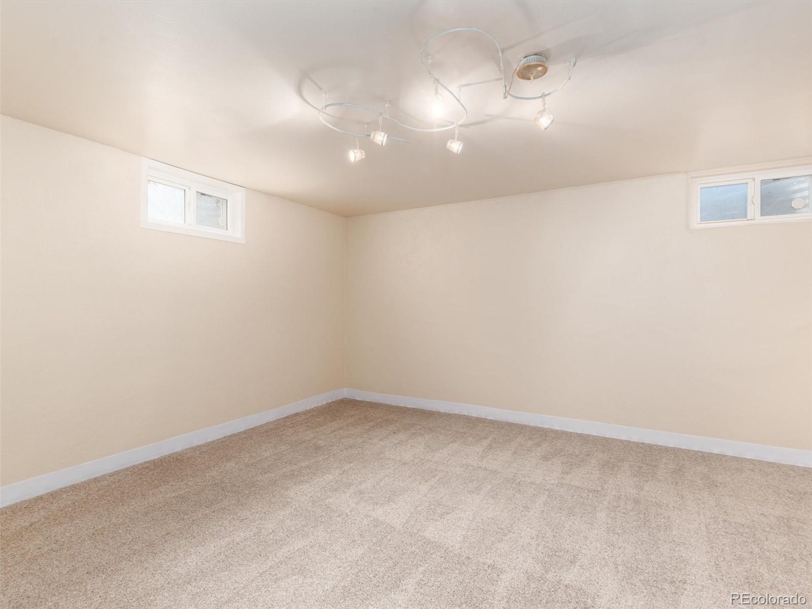 MLS Image #35 for 311 s jasmine street,denver, Colorado