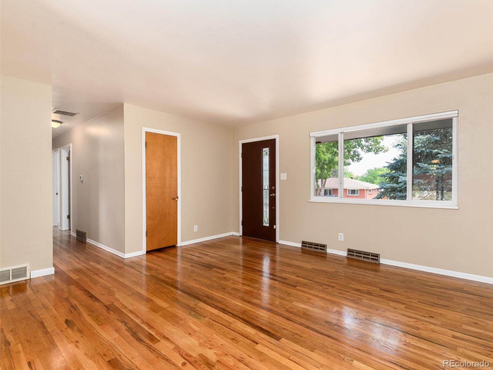 MLS Image #6 for 311 s jasmine street,denver, Colorado