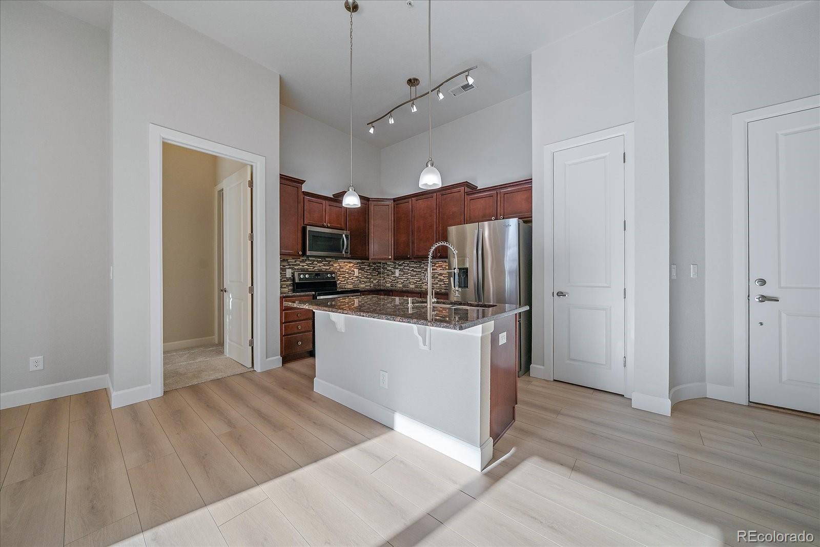 MLS Image #15 for 301  inverness way,englewood, Colorado