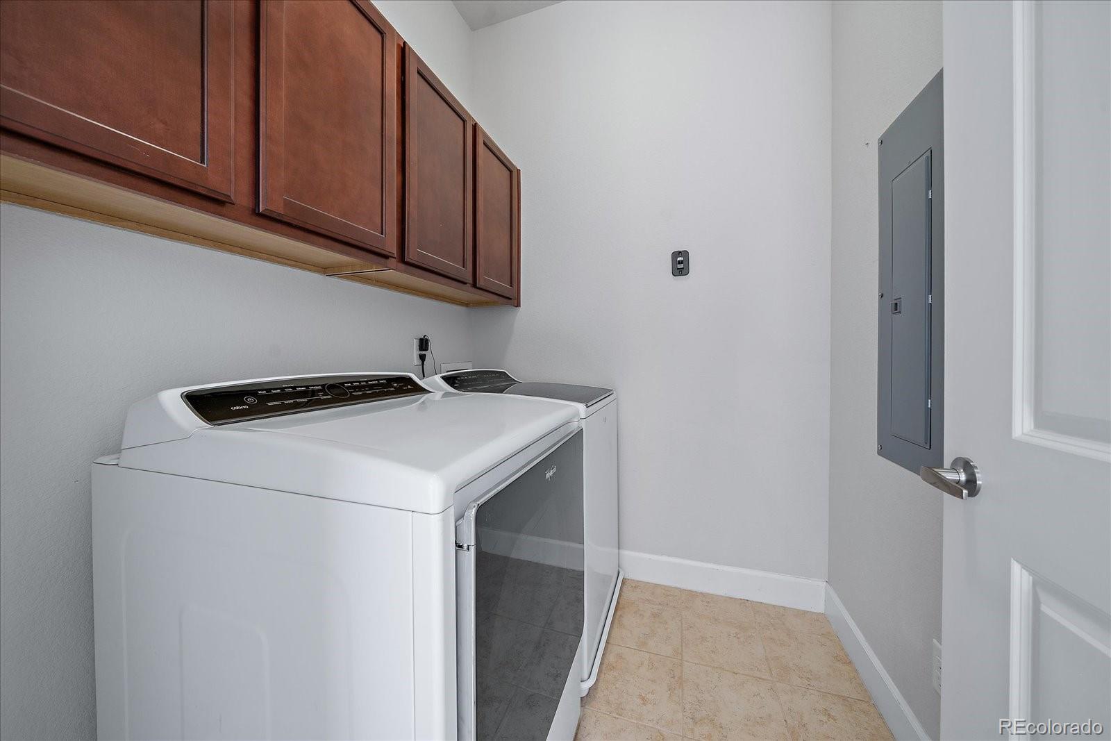 MLS Image #7 for 301  inverness way,englewood, Colorado
