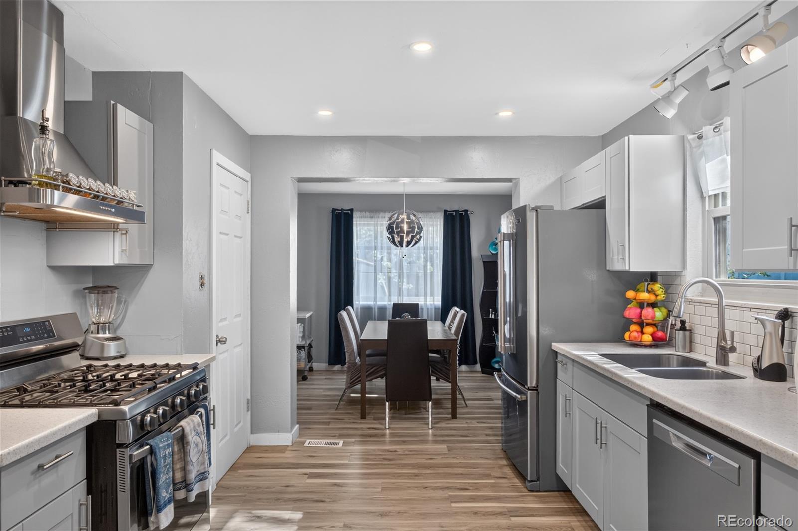 MLS Image #15 for 11714  quam drive,denver, Colorado