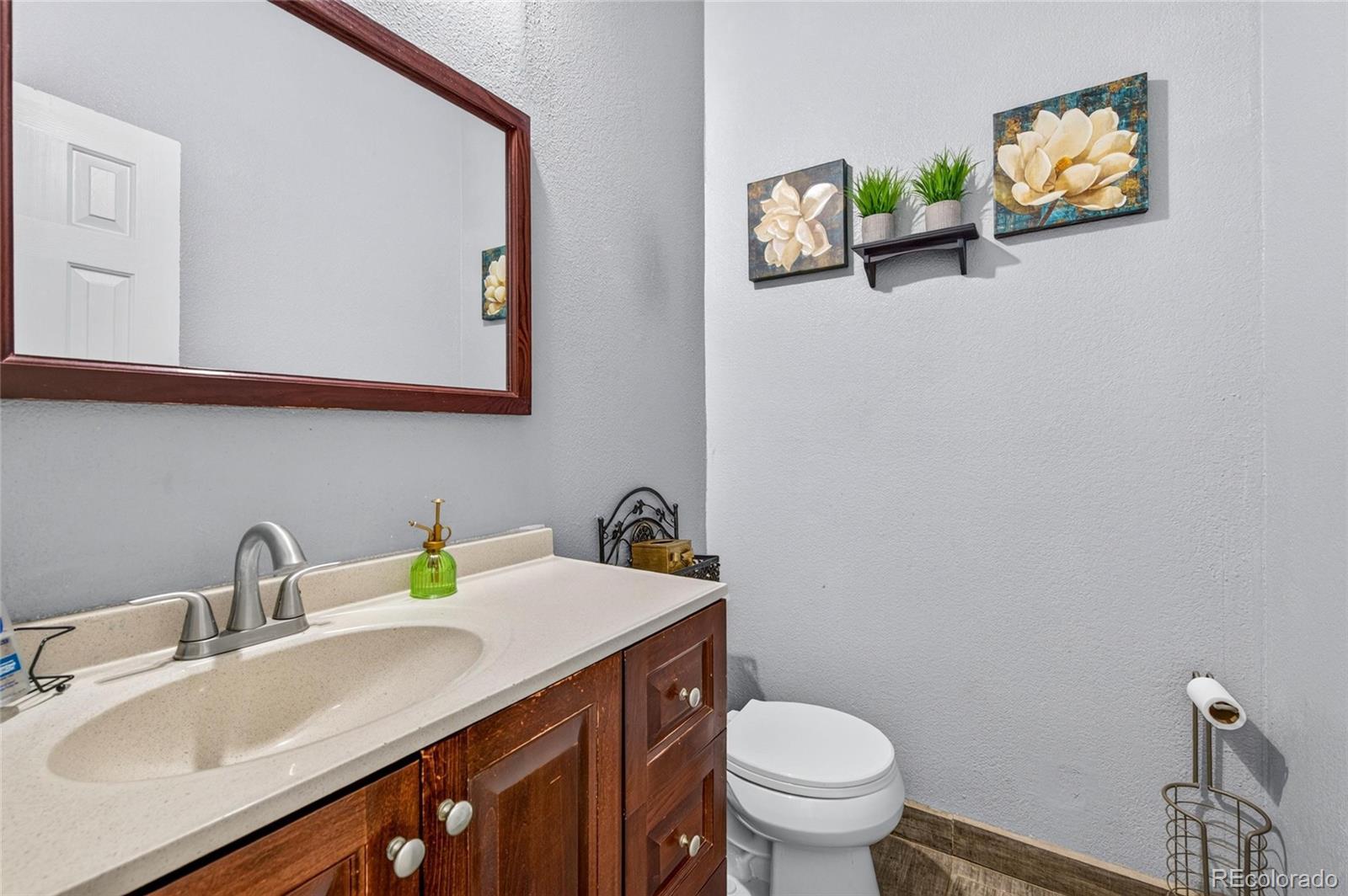 MLS Image #7 for 9606  lansing circle,commerce city, Colorado