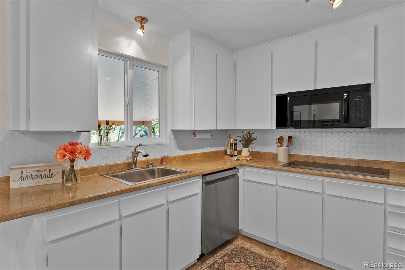 MLS Image #10 for 8584 e briarwood place,centennial, Colorado