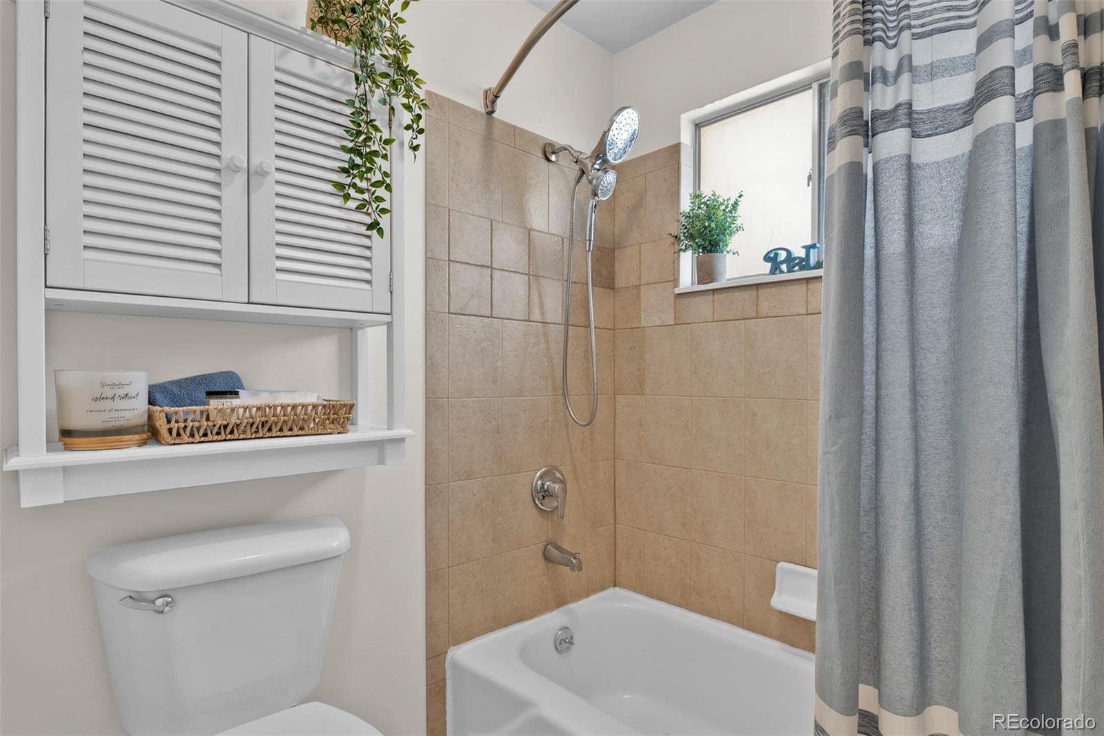 MLS Image #14 for 8584 e briarwood place,centennial, Colorado