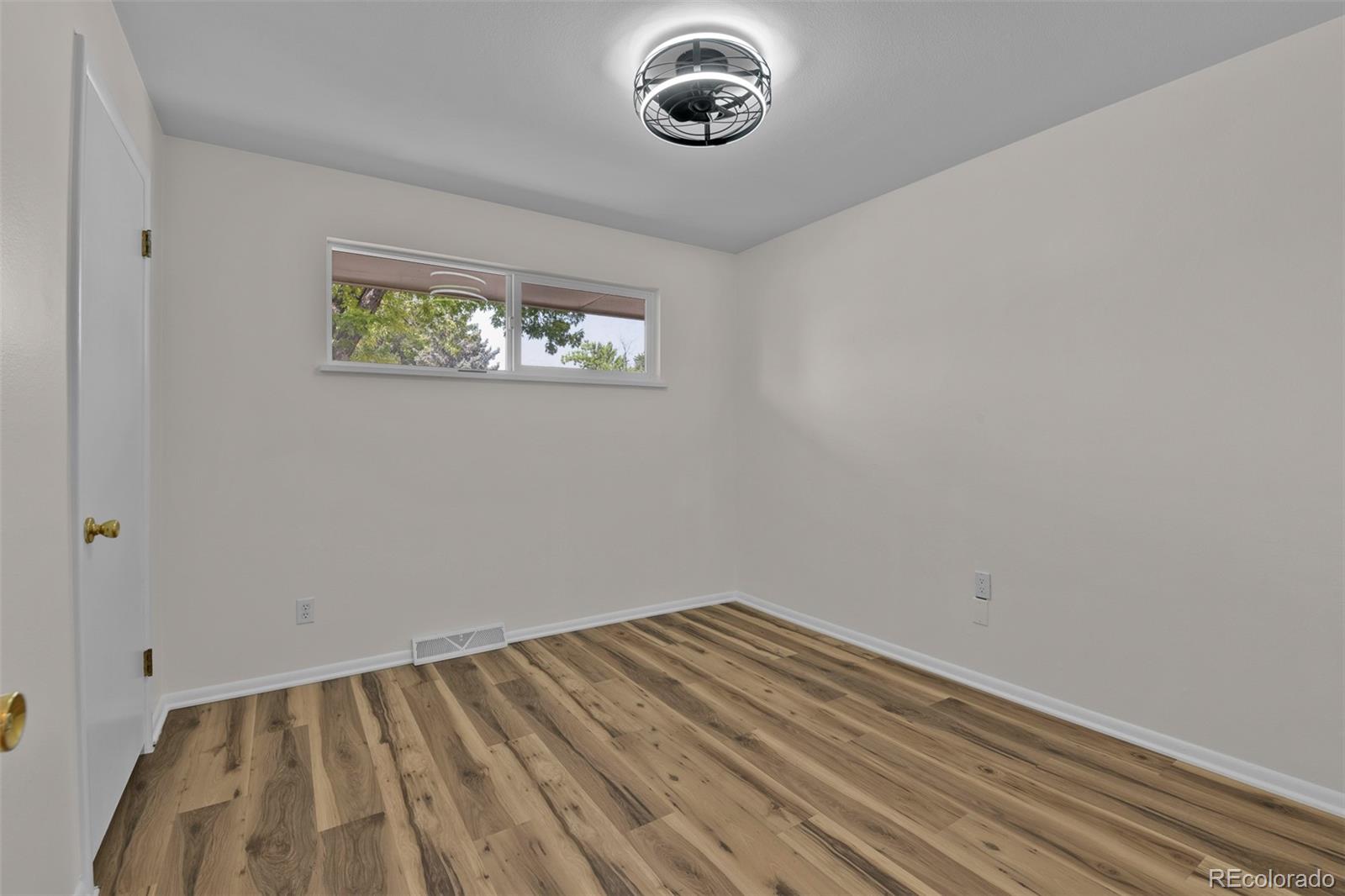 MLS Image #15 for 8584 e briarwood place,centennial, Colorado