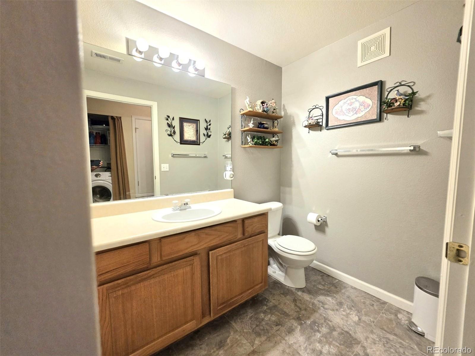 MLS Image #9 for 10035 e carolina place,aurora, Colorado