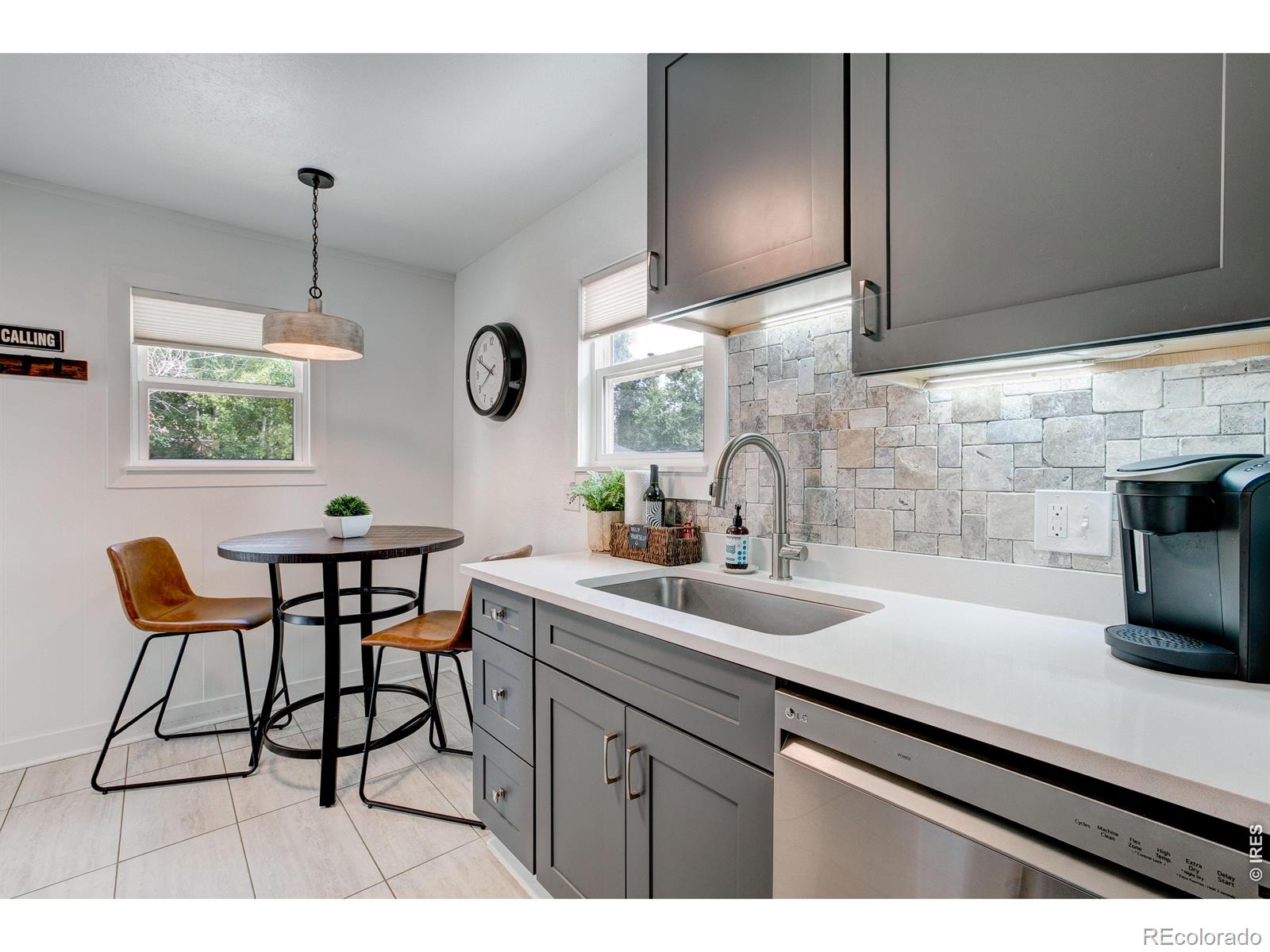 MLS Image #10 for 525 w 9th street,loveland, Colorado