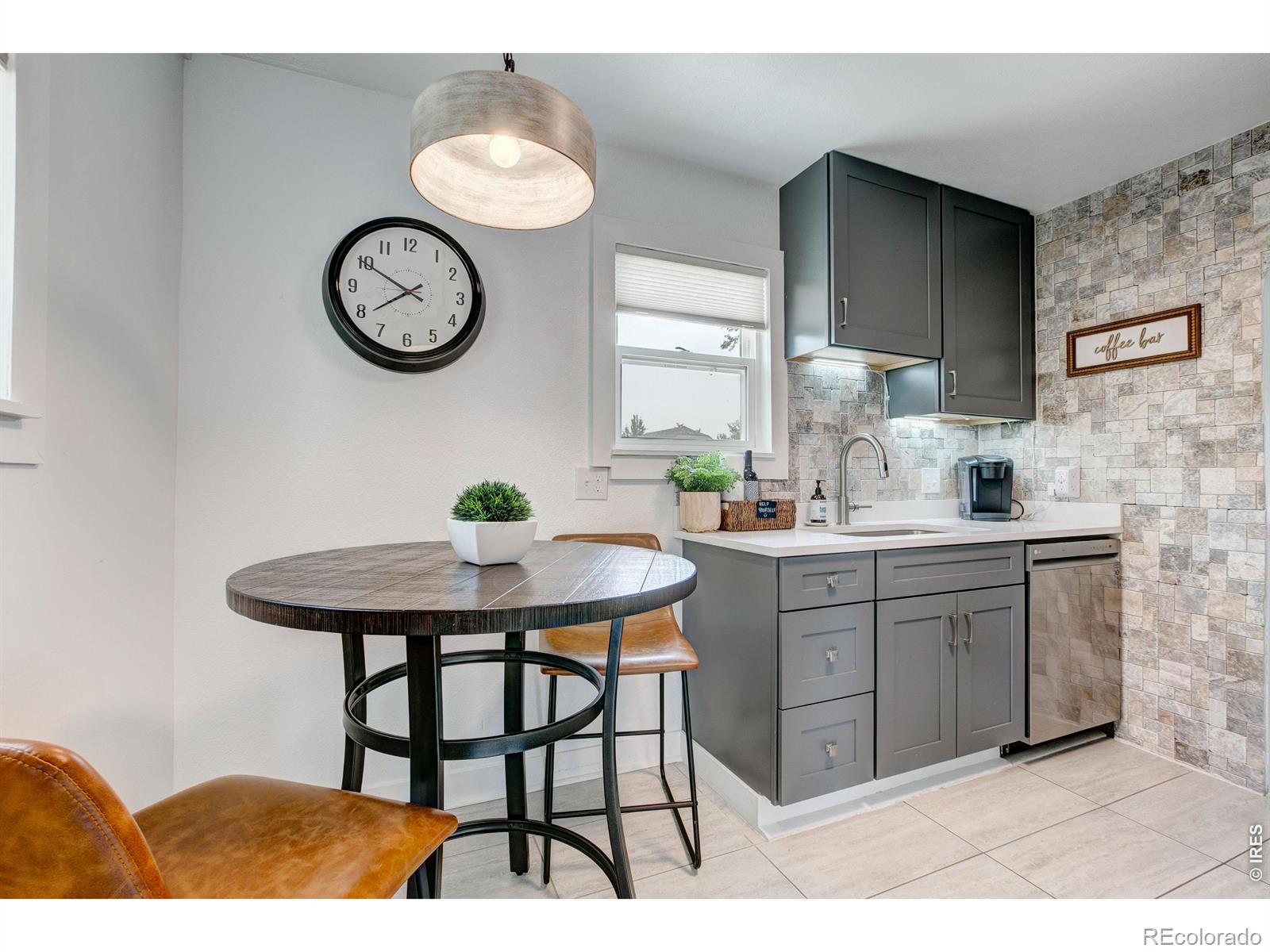 MLS Image #11 for 525 w 9th street,loveland, Colorado