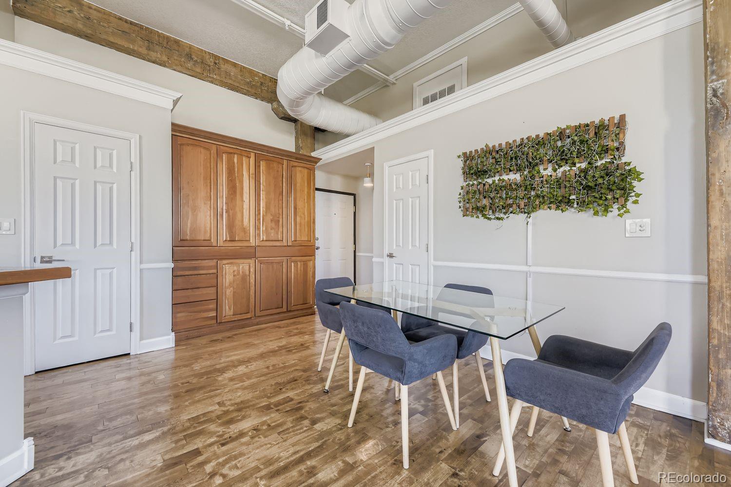 MLS Image #10 for 2560  blake street,denver, Colorado
