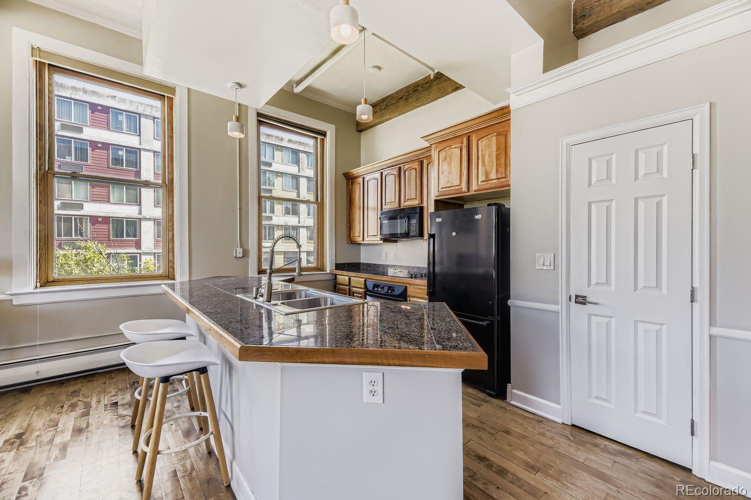 MLS Image #12 for 2560  blake street,denver, Colorado