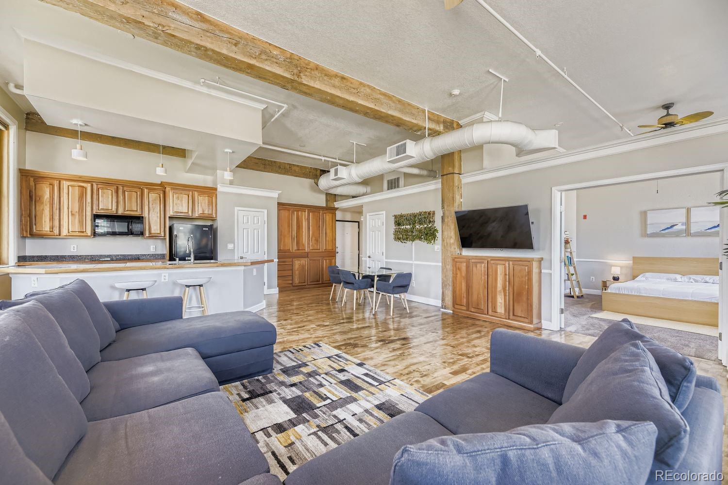 MLS Image #8 for 2560  blake street,denver, Colorado