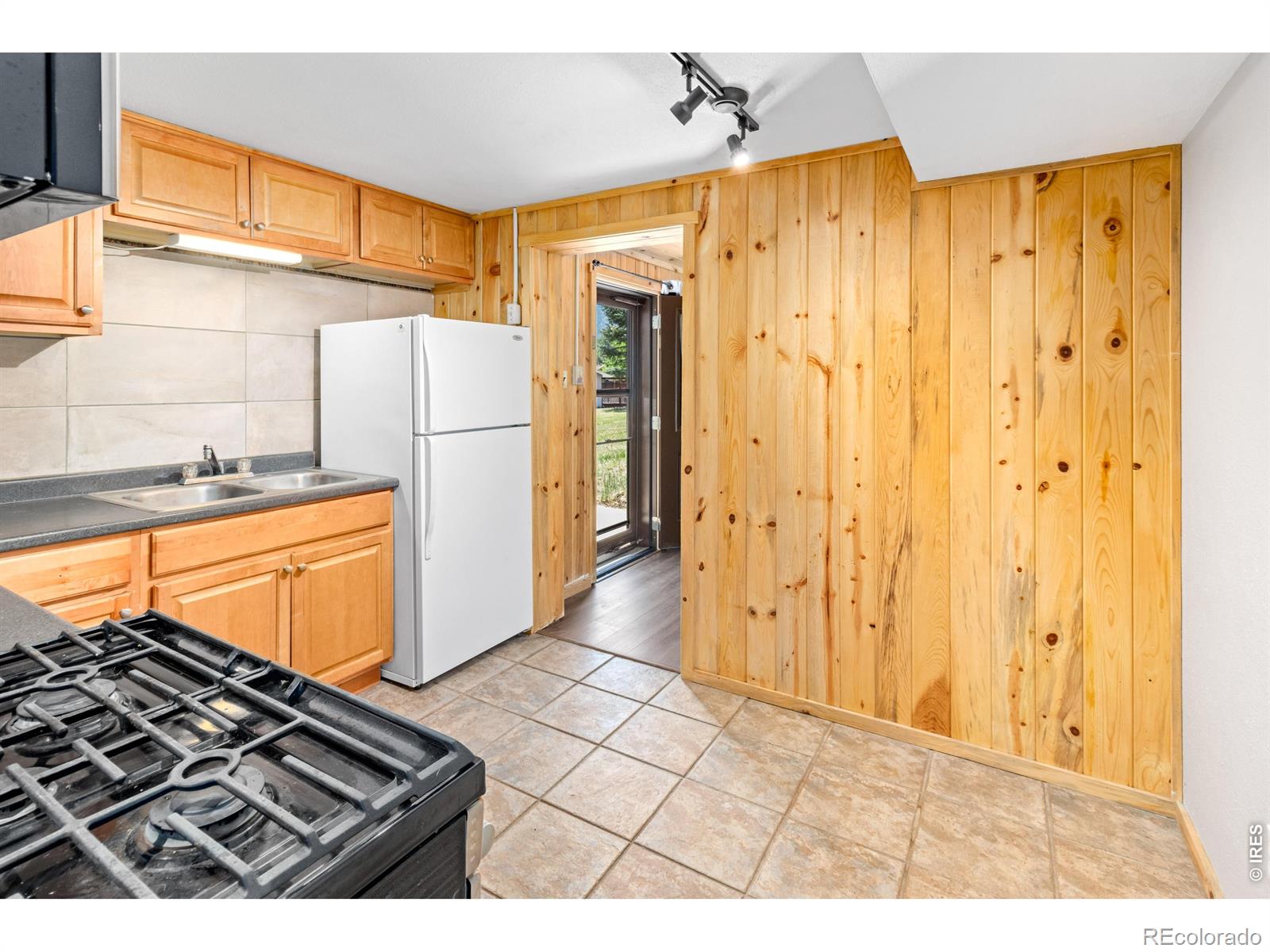 MLS Image #12 for 1250 s saint vrain avenue,estes park, Colorado