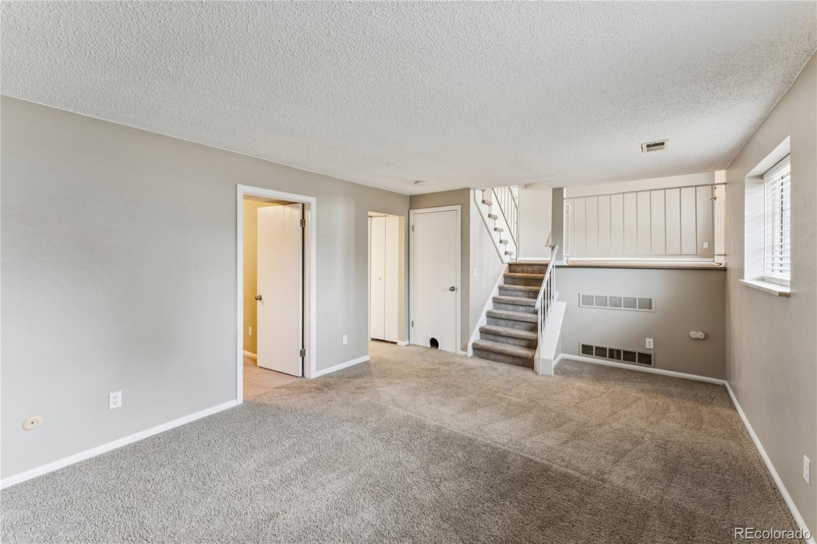 MLS Image #16 for 17156 e progress circle,aurora, Colorado