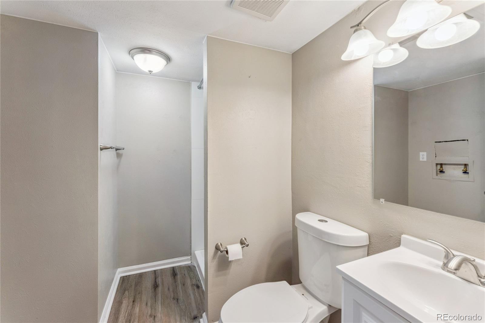 MLS Image #19 for 17156 e progress circle,aurora, Colorado