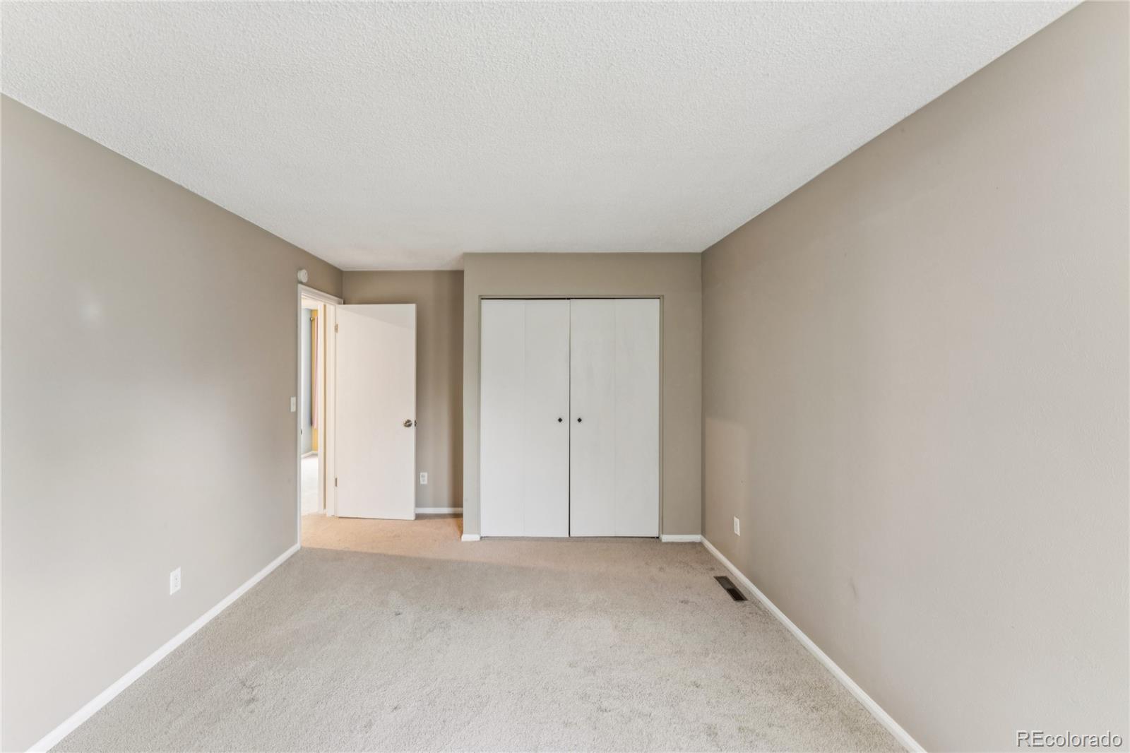 MLS Image #23 for 17156 e progress circle,aurora, Colorado