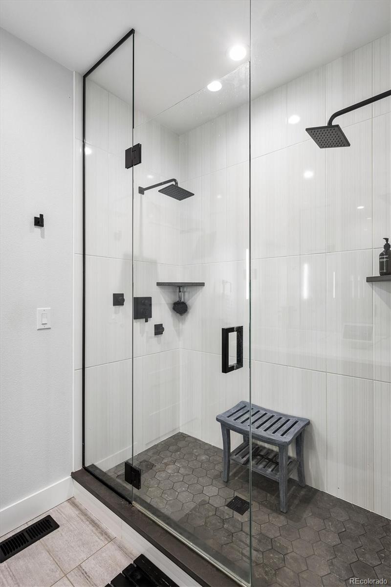 MLS Image #28 for 966  saint paul street,denver, Colorado
