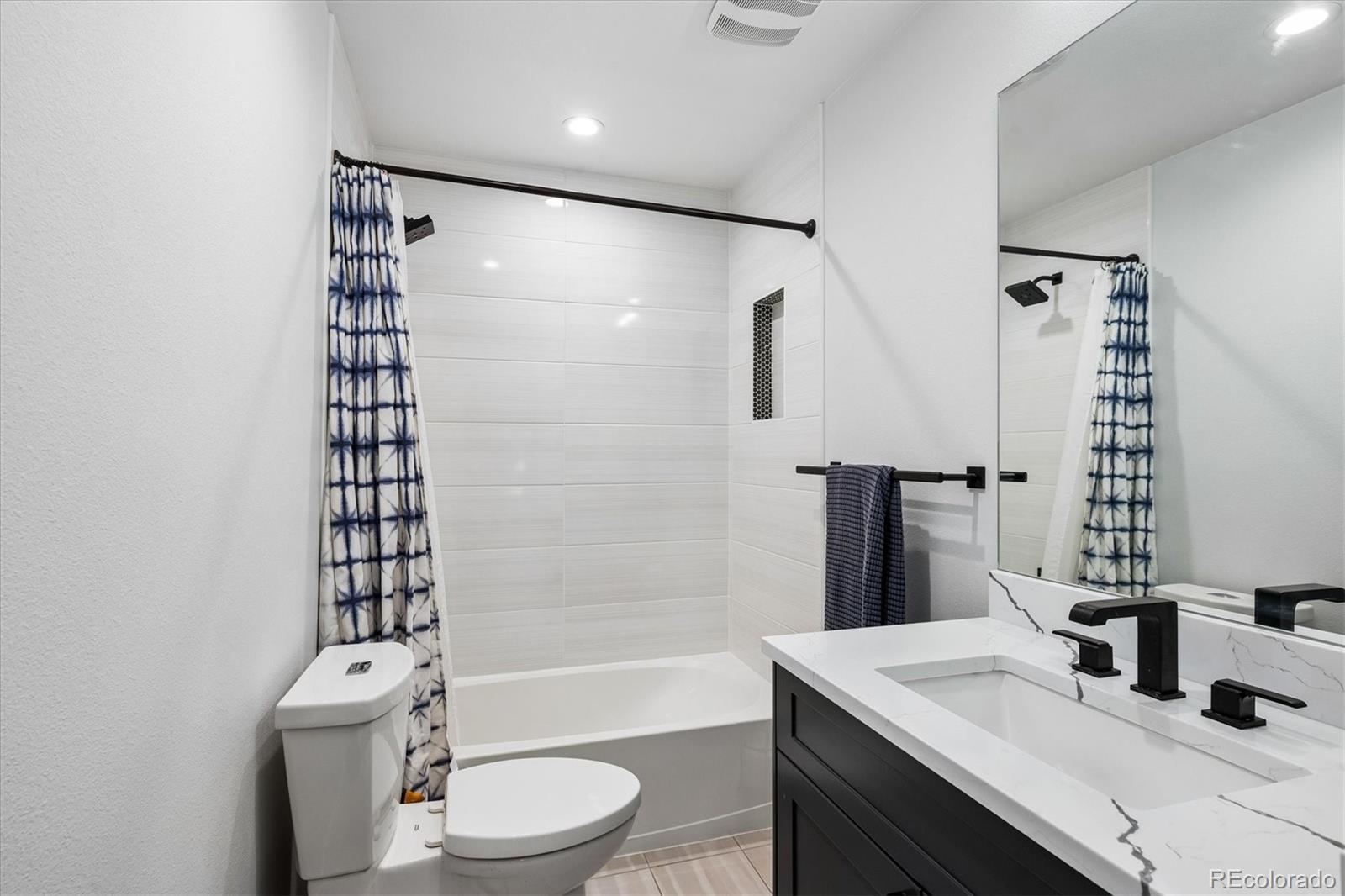 MLS Image #32 for 966  saint paul street,denver, Colorado