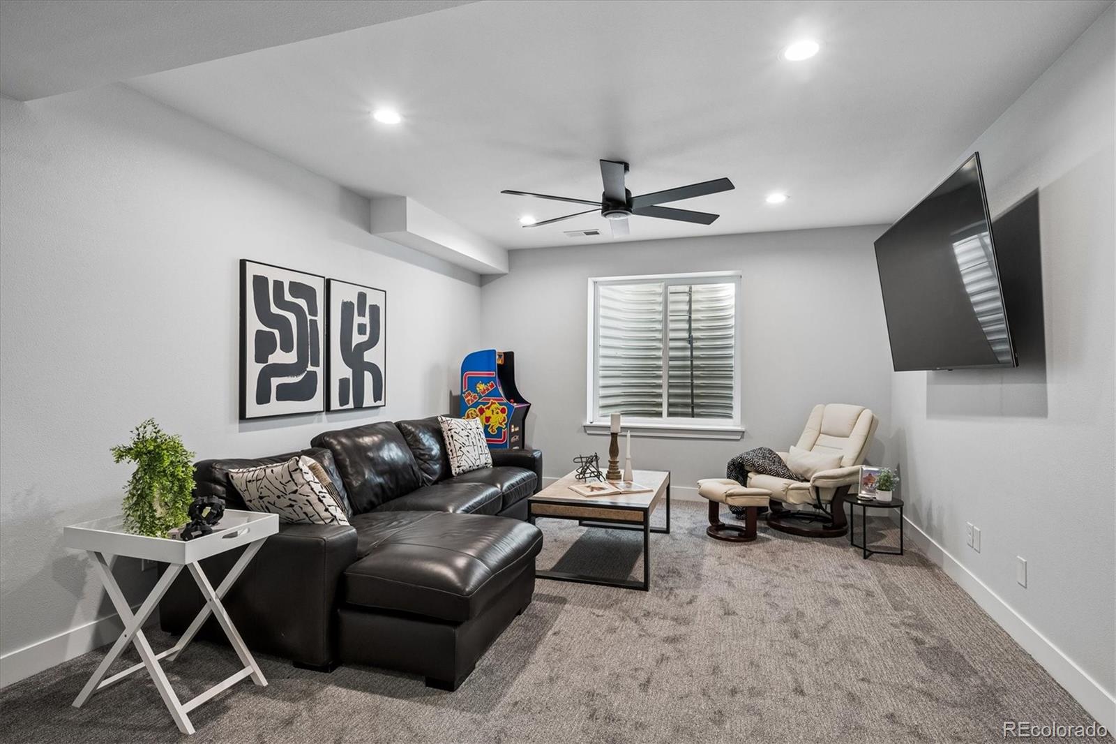 MLS Image #33 for 966  saint paul street,denver, Colorado
