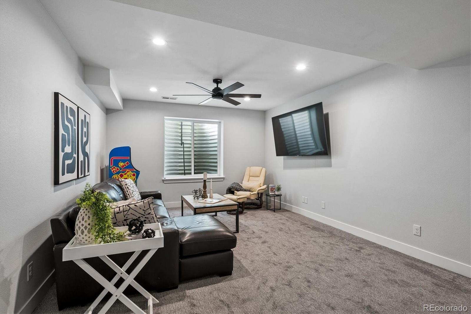 MLS Image #34 for 966  saint paul street,denver, Colorado