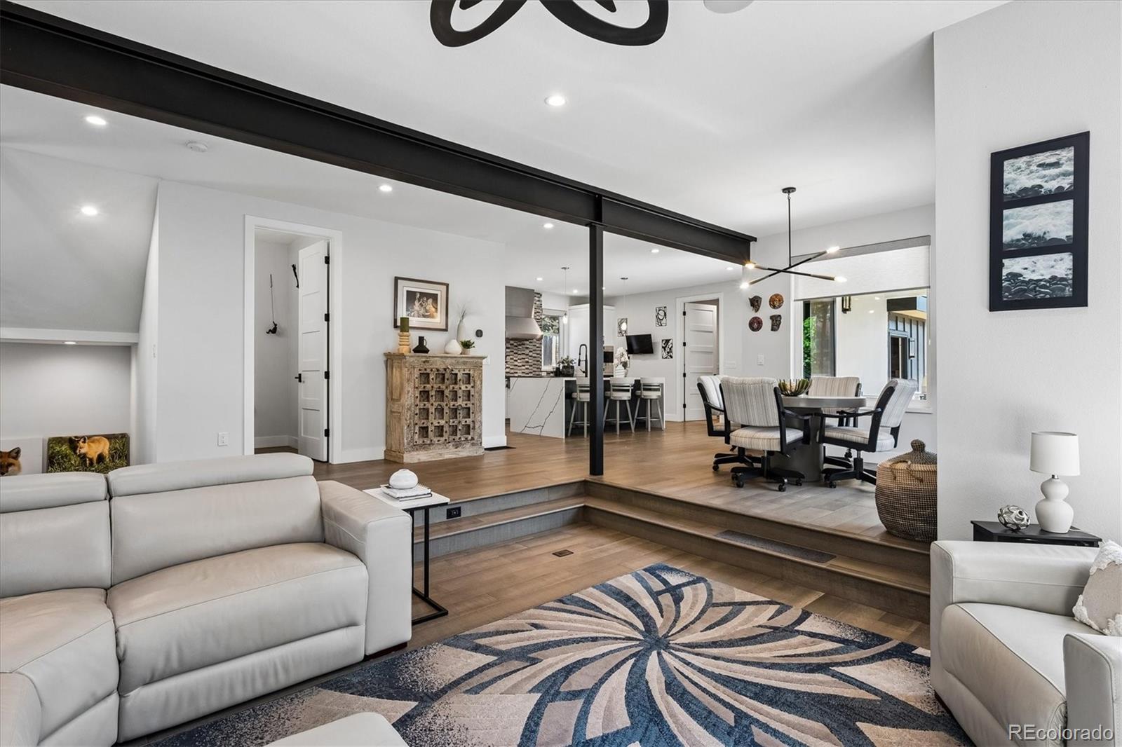 MLS Image #9 for 966  saint paul street,denver, Colorado