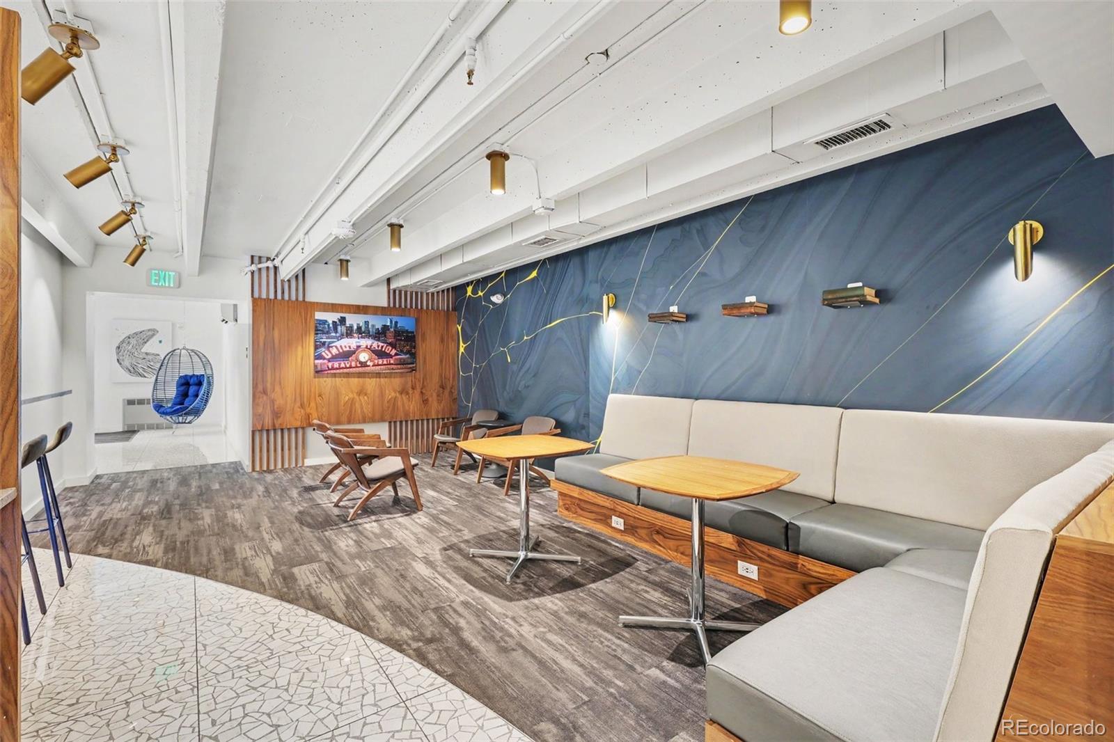 MLS Image #11 for 1495  vrain street,denver, Colorado