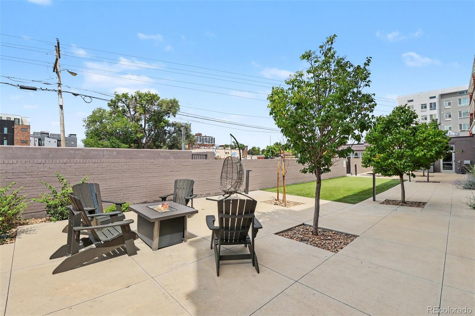 MLS Image #4 for 1495  vrain street,denver, Colorado
