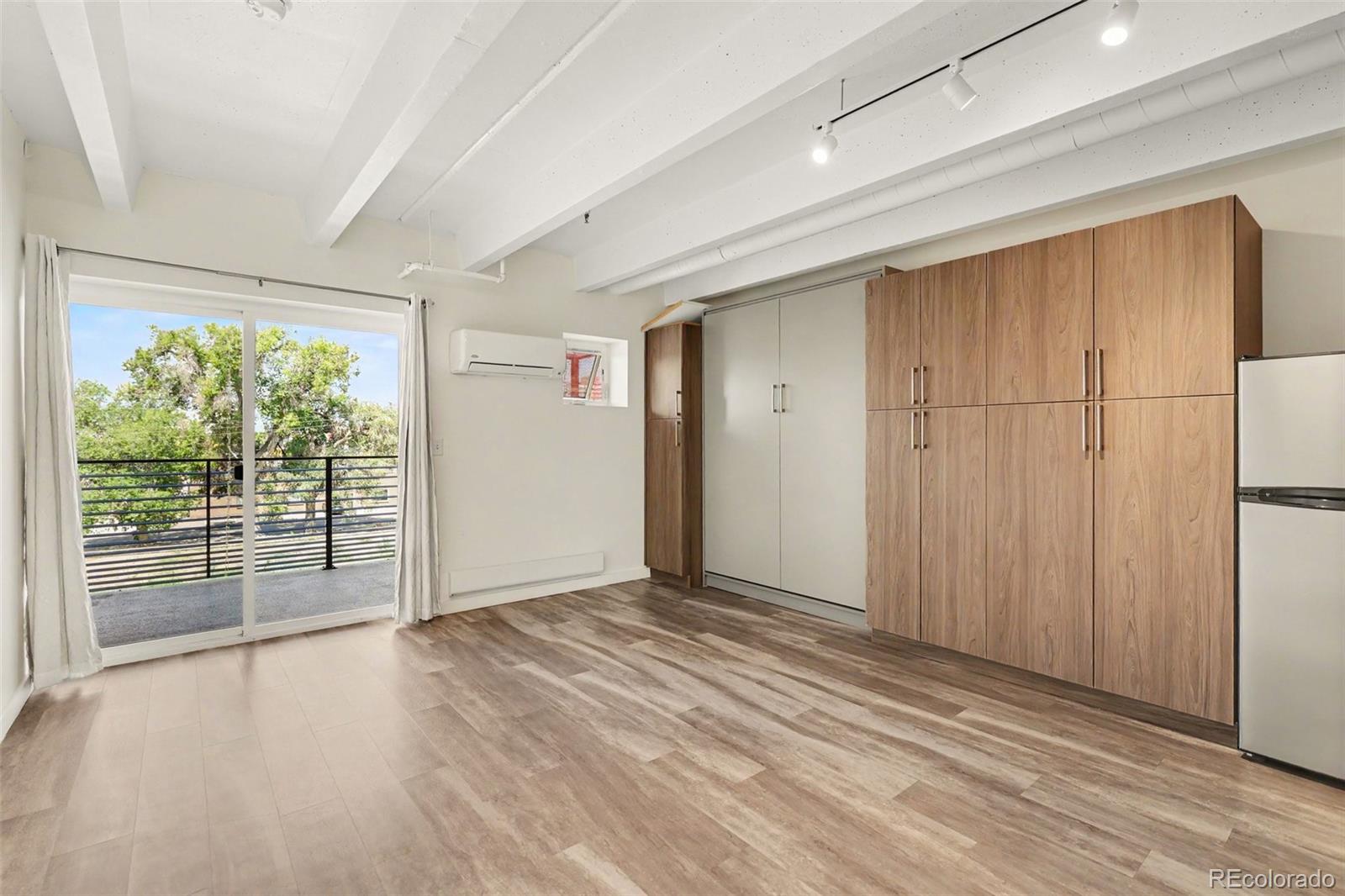 MLS Image #7 for 1495  vrain street,denver, Colorado