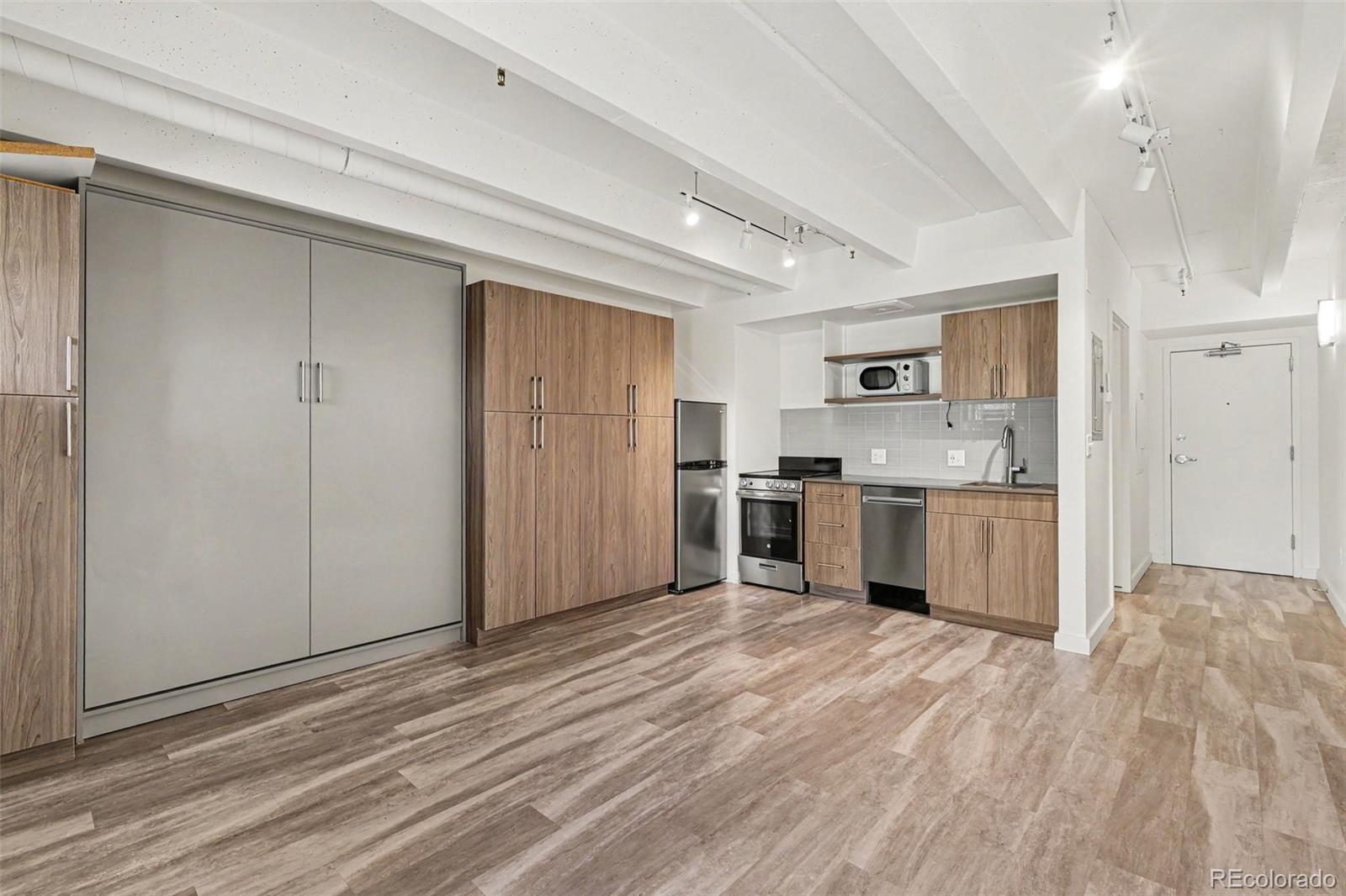 MLS Image #9 for 1495  vrain street,denver, Colorado