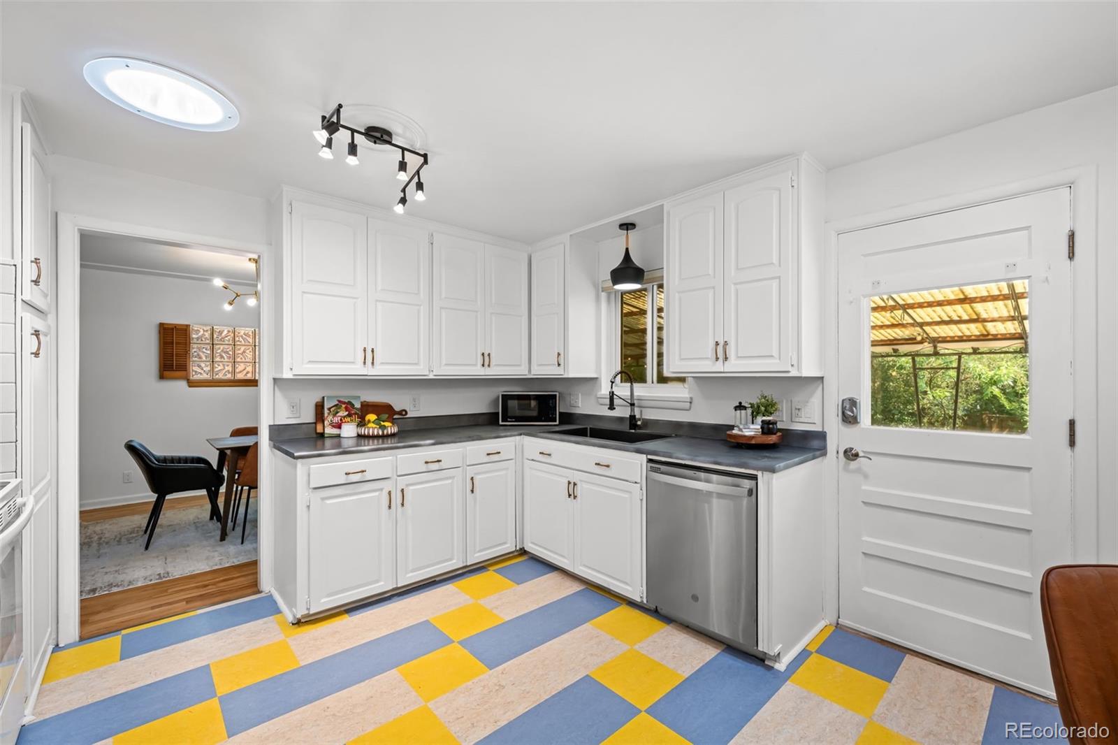 MLS Image #11 for 5681 e gunnison place,denver, Colorado