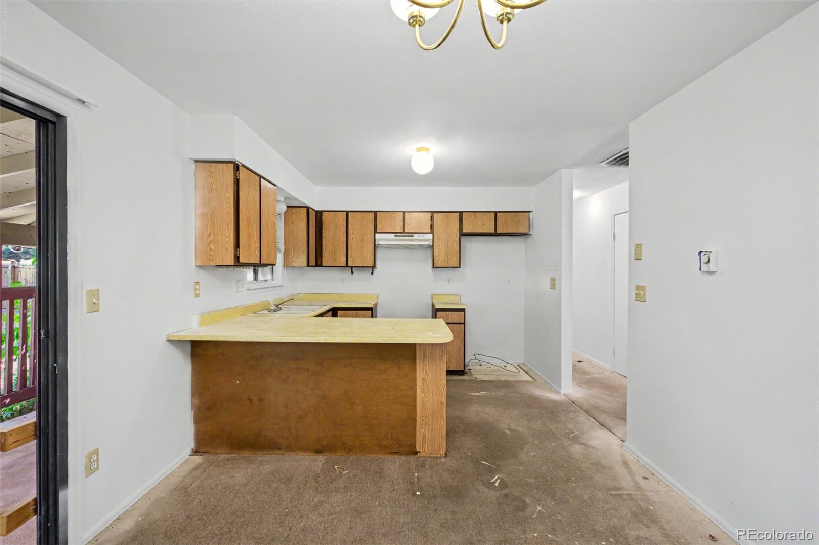 MLS Image #11 for 3568 s ouray circle,aurora, Colorado