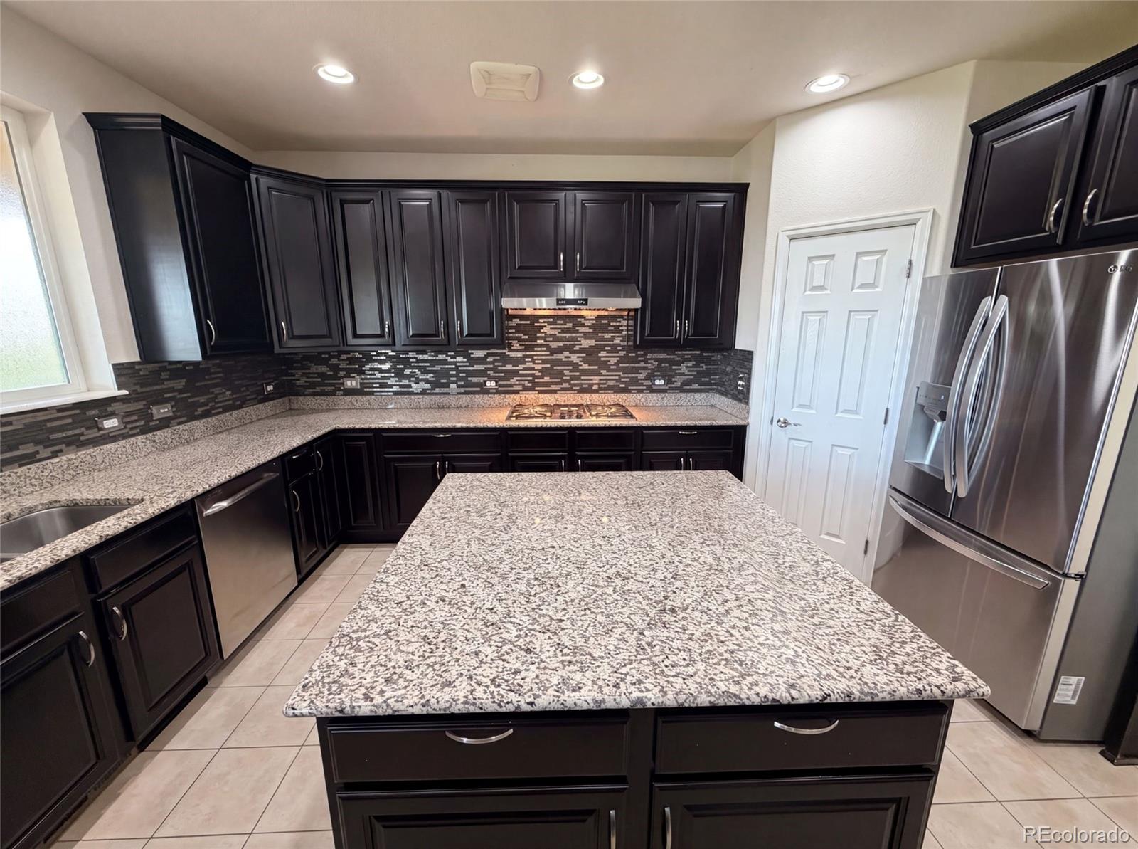 MLS Image #12 for 22197 e easter circle,aurora, Colorado