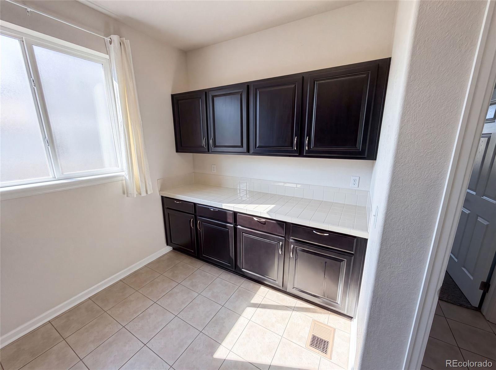 MLS Image #23 for 22197 e easter circle,aurora, Colorado