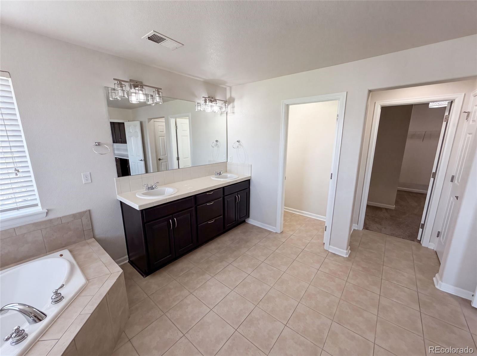 MLS Image #39 for 22197 e easter circle,aurora, Colorado