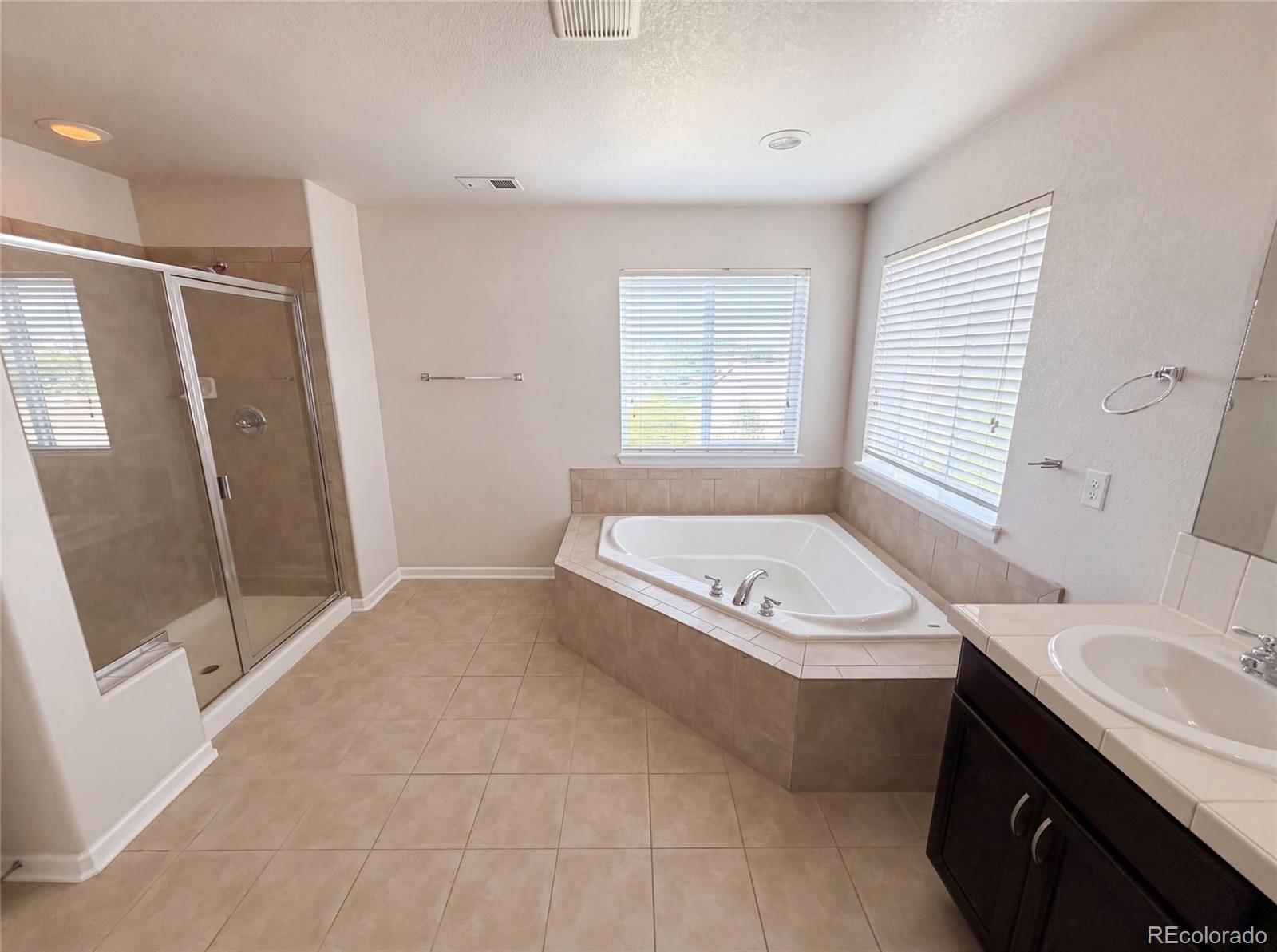 MLS Image #40 for 22197 e easter circle,aurora, Colorado