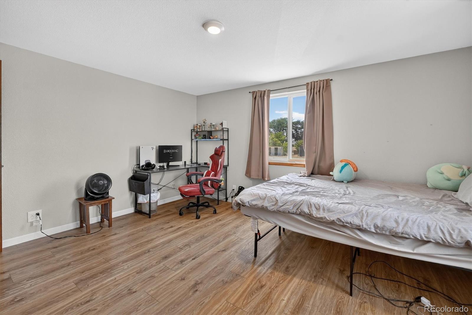 MLS Image #29 for 32189  county road 16 ,keenesburg, Colorado