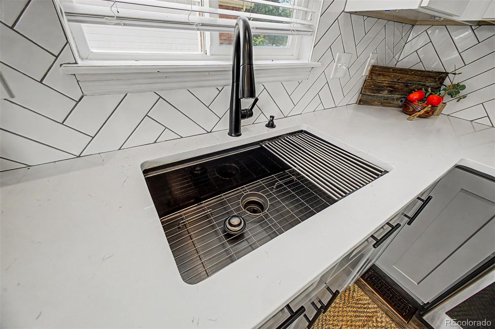 MLS Image #12 for 11652  kearney way,denver, Colorado
