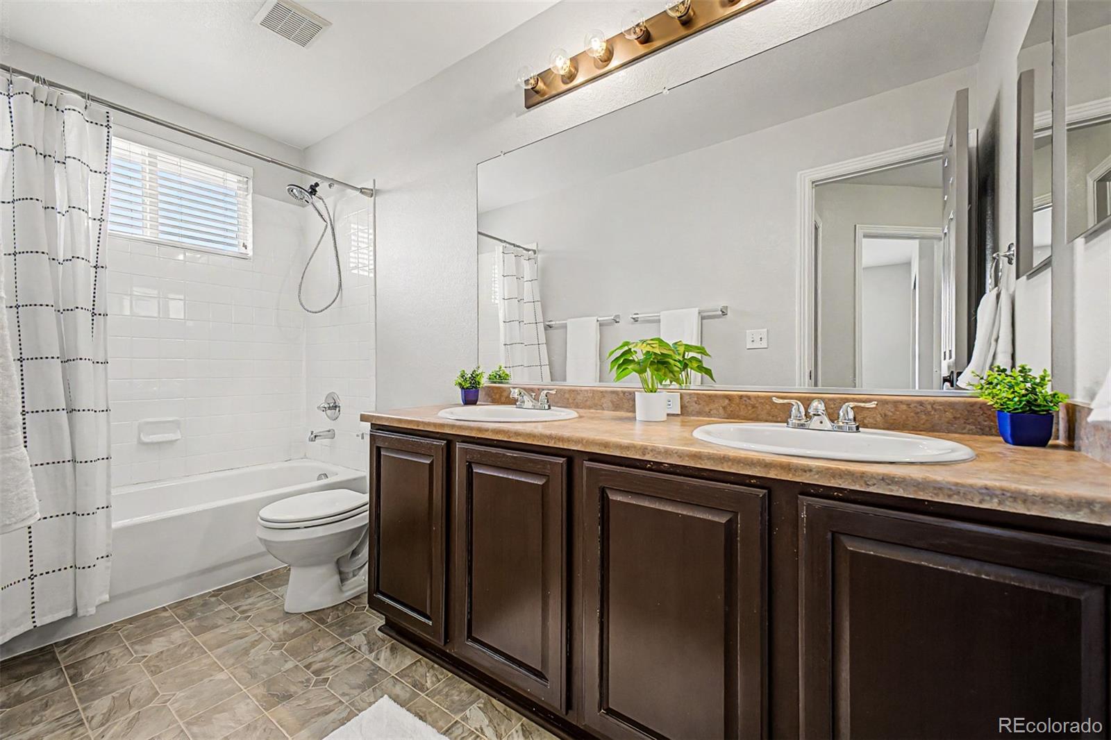 MLS Image #29 for 11652  kearney way,denver, Colorado