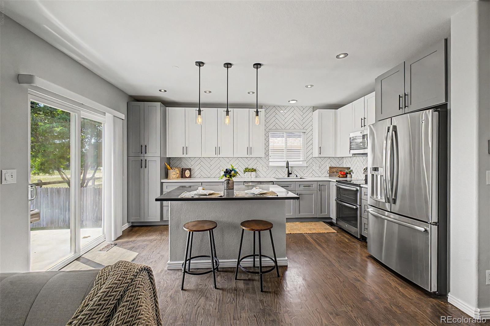 MLS Image #9 for 11652  kearney way,denver, Colorado