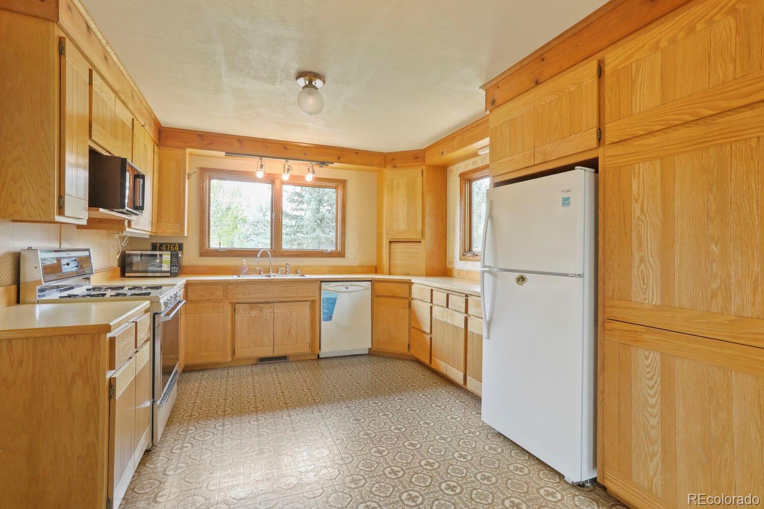 MLS Image #12 for 6771  steven street,windsor, Colorado