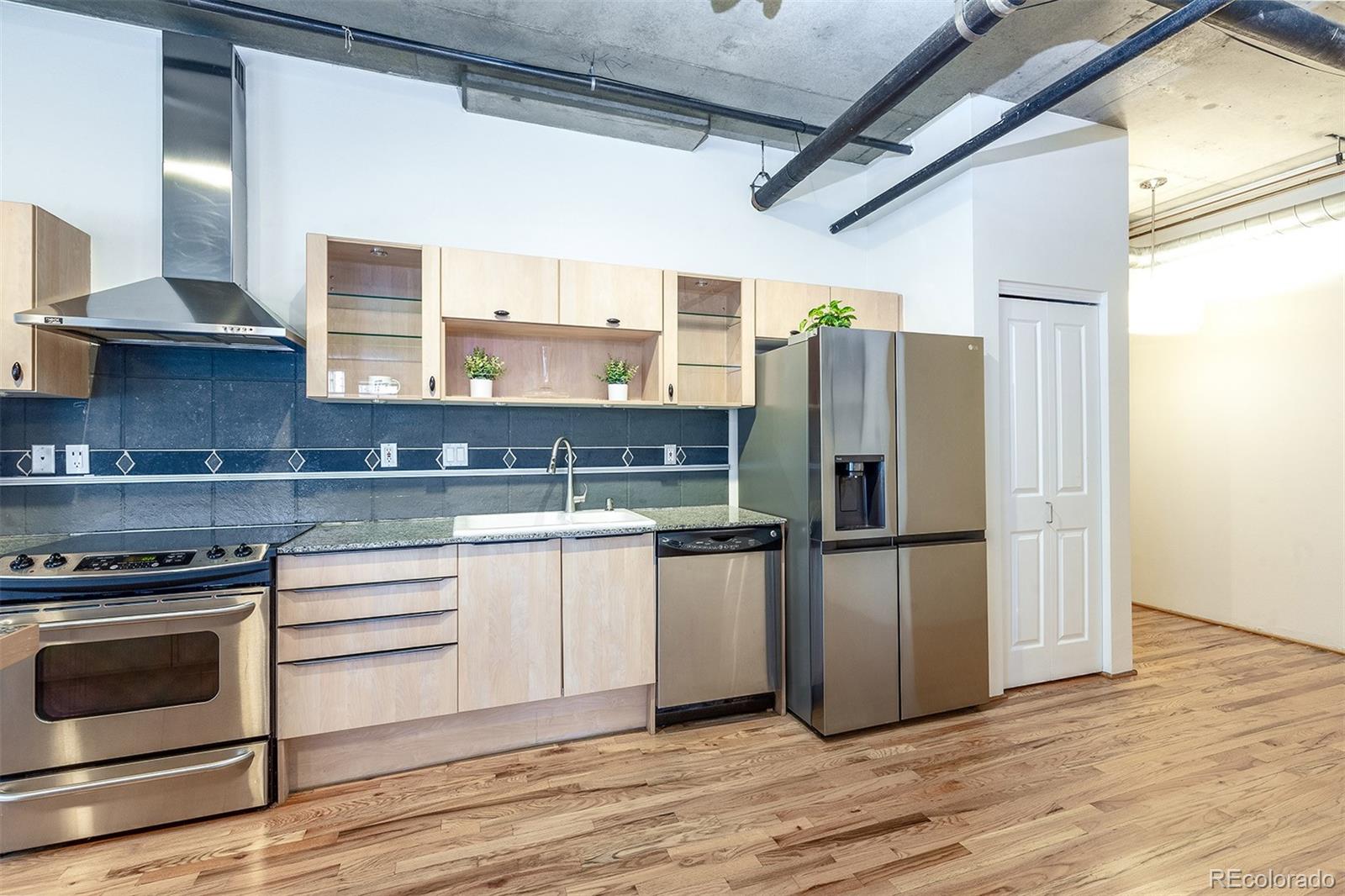 MLS Image #4 for 1499  blake street,denver, Colorado