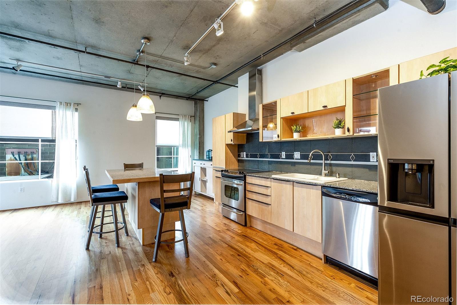 MLS Image #5 for 1499  blake street,denver, Colorado