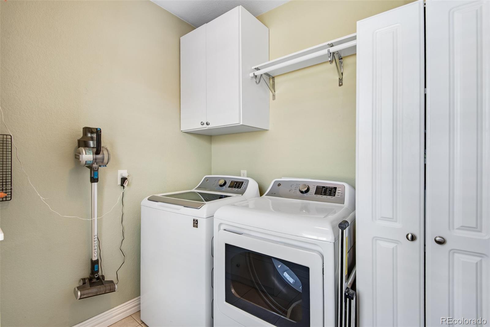 MLS Image #15 for 2933  lawrence street,denver, Colorado