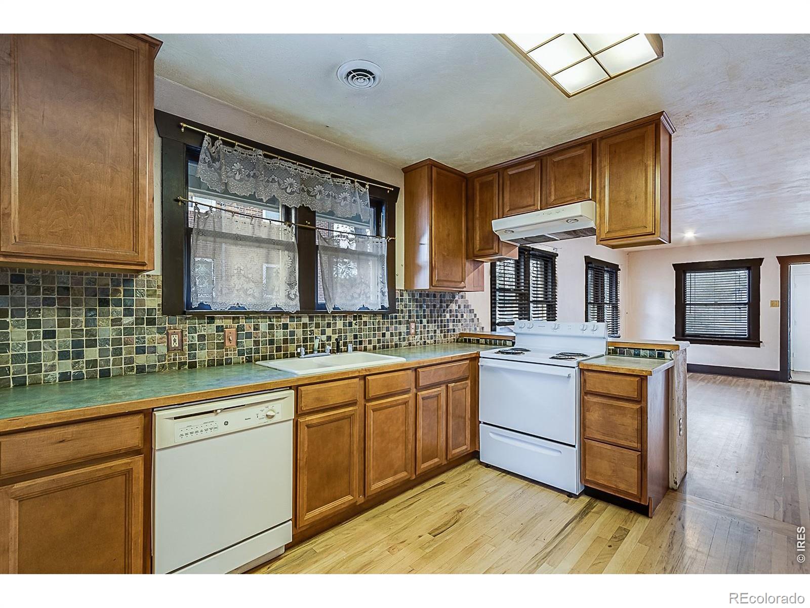 MLS Image #3 for 1114  15th street,greeley, Colorado