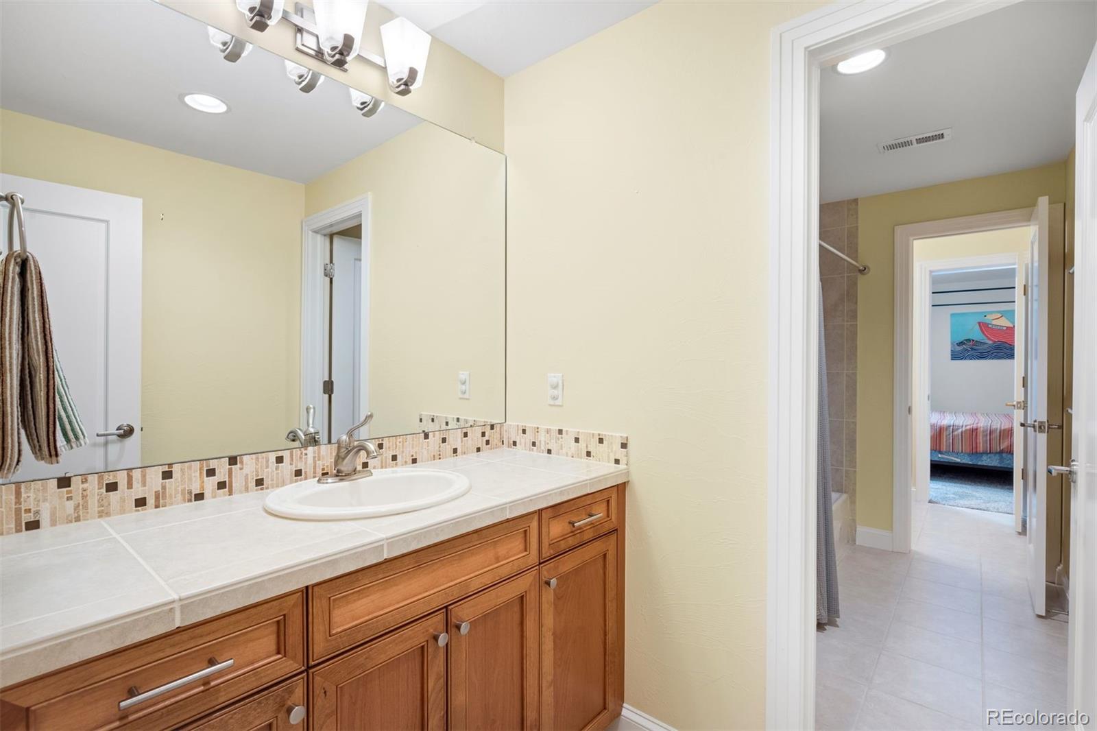 MLS Image #23 for 2020 s madison street,denver, Colorado