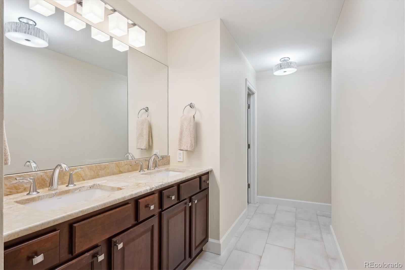 MLS Image #19 for 1512  larimer street,denver, Colorado
