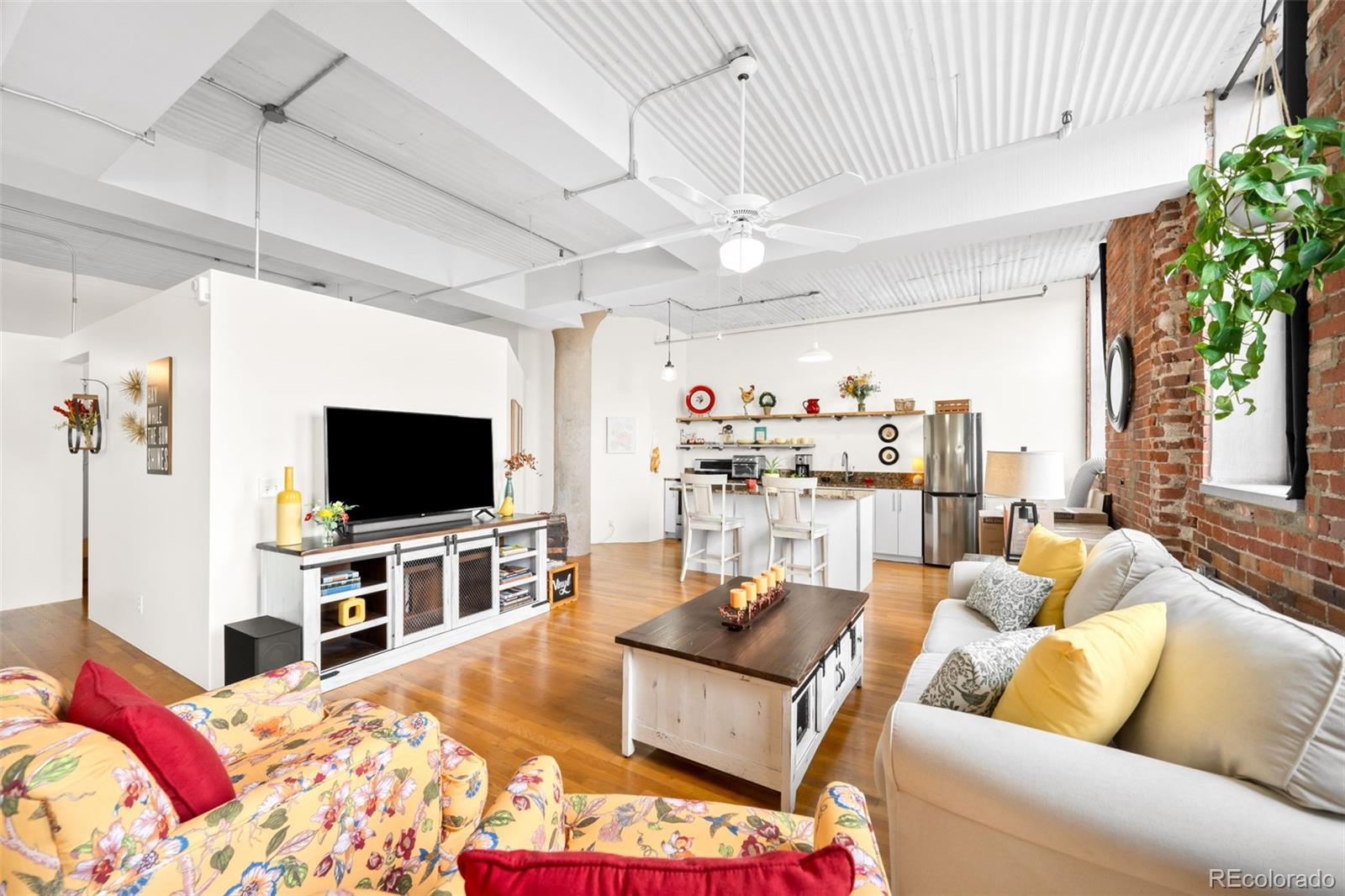 MLS Image #9 for 2261  blake street,denver, Colorado
