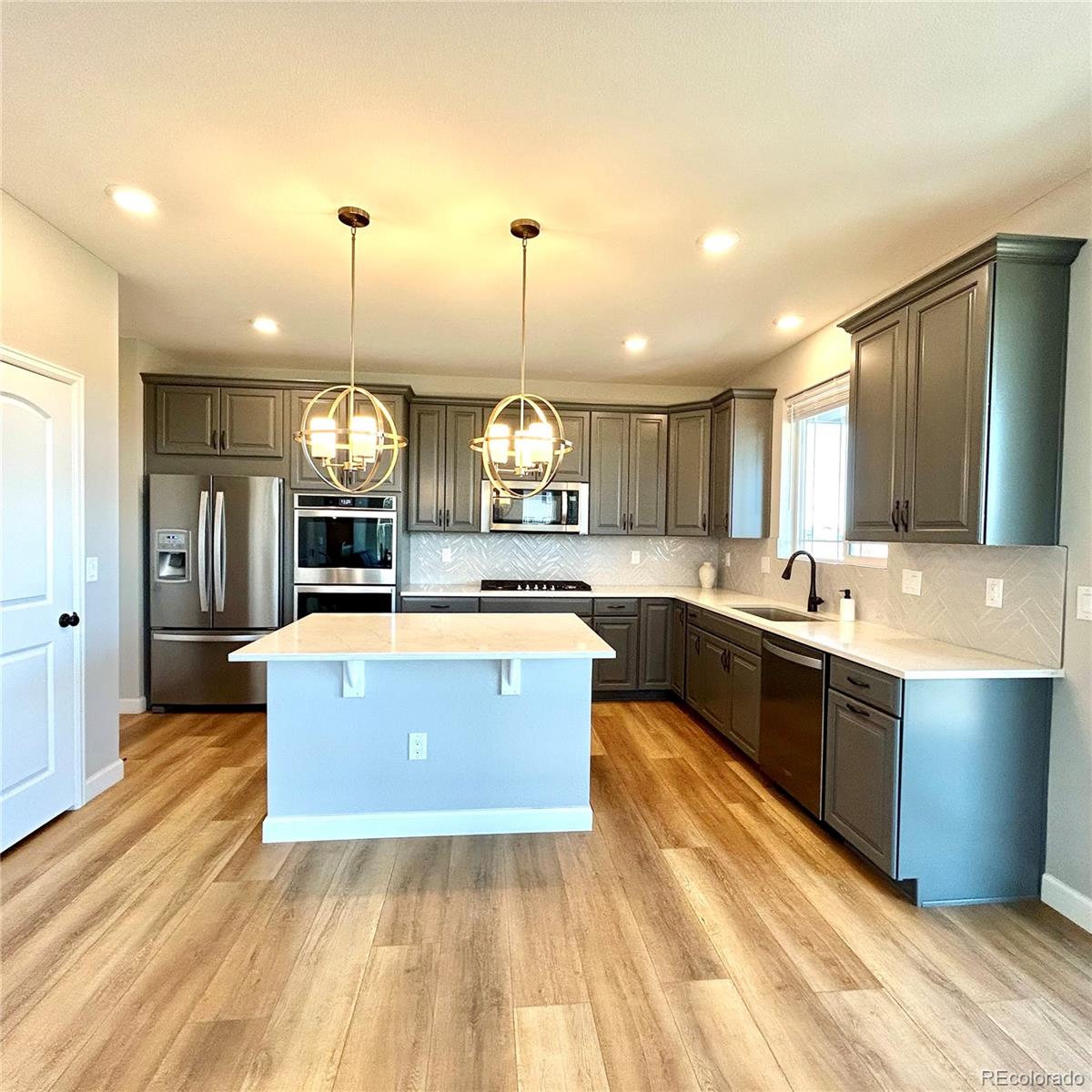 MLS Image #1 for 1679  stable view drive,castle rock, Colorado