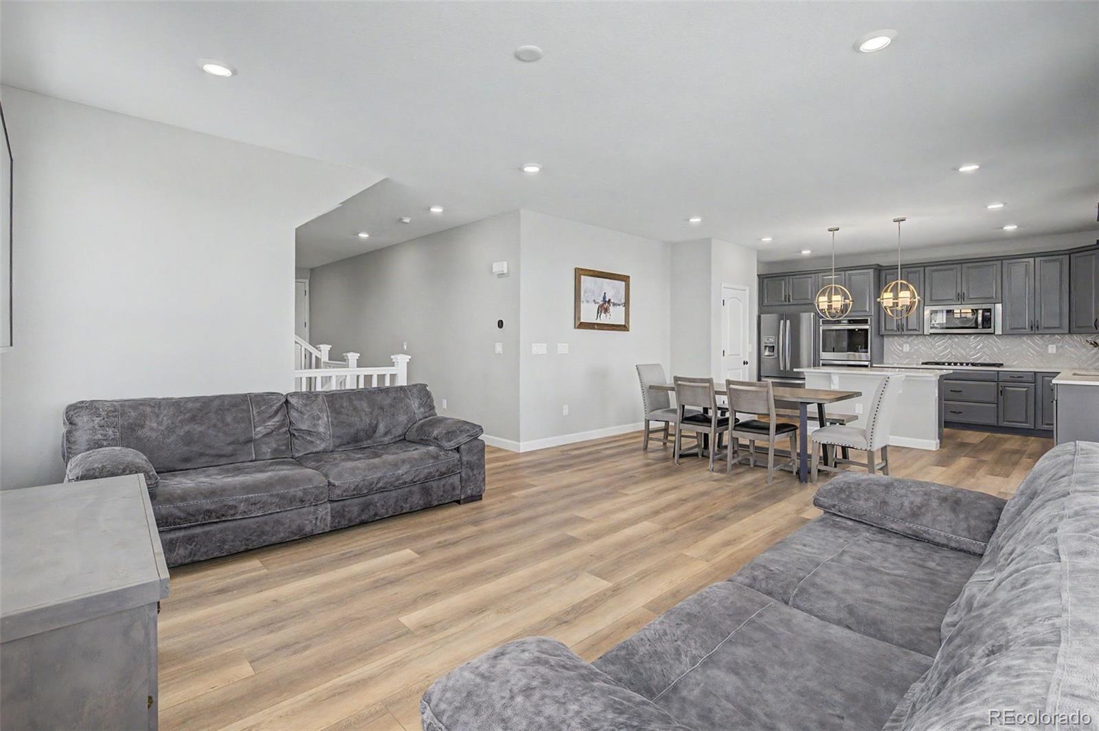 MLS Image #10 for 1679  stable view drive,castle rock, Colorado