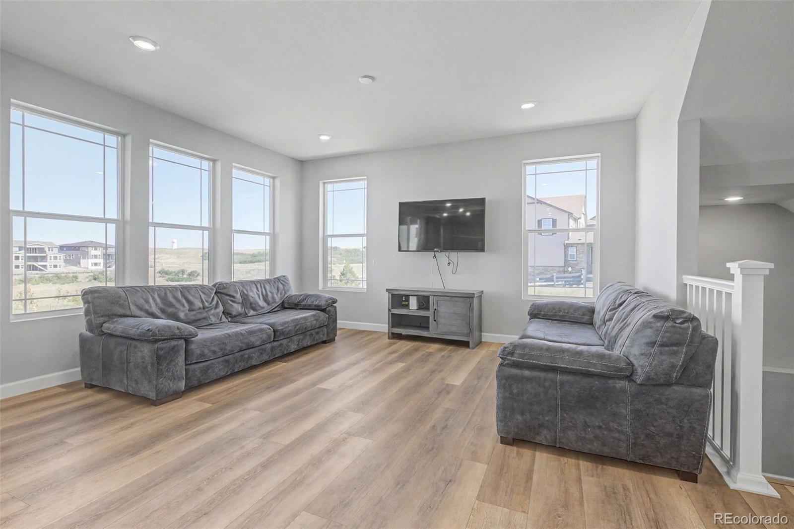 MLS Image #11 for 1679  stable view drive,castle rock, Colorado